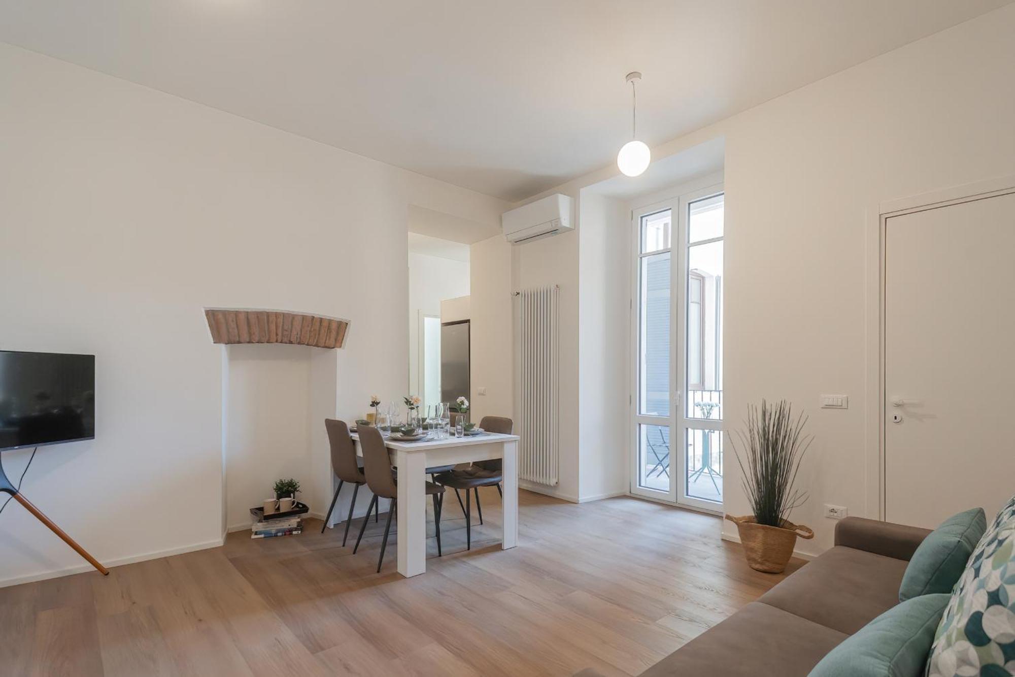 Manaraquattro - Apartament In Como Near The Center With Free Parking - Lake Комо Екстериор снимка