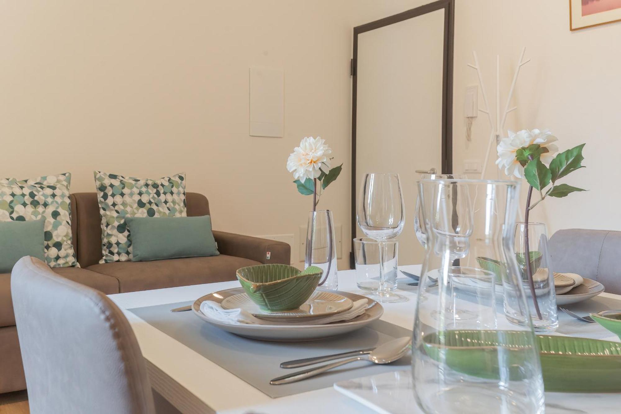 Manaraquattro - Apartament In Como Near The Center With Free Parking - Lake Комо Екстериор снимка