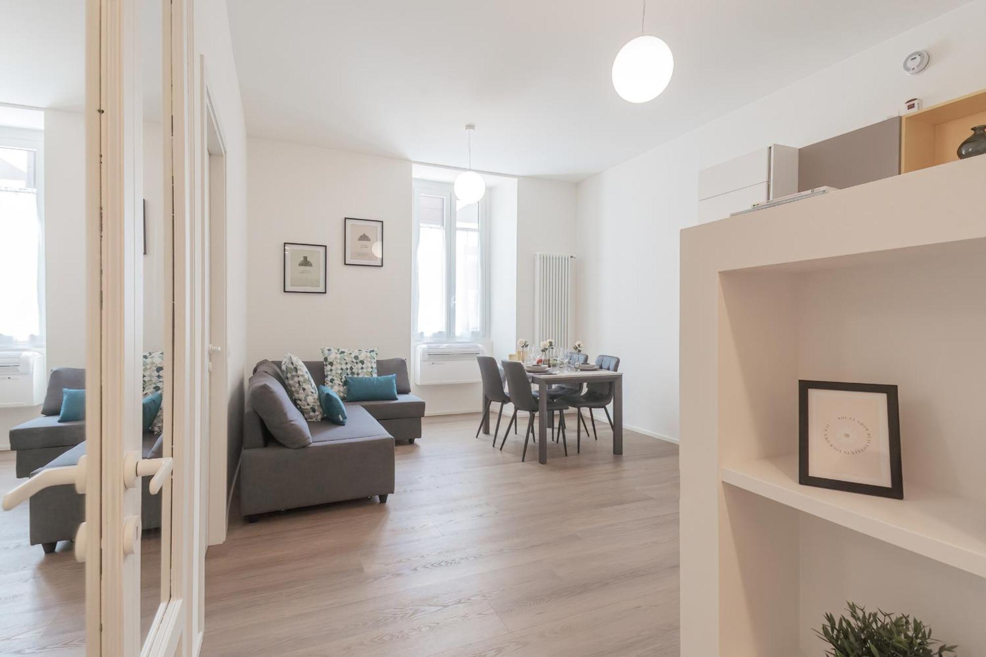 Manaraquattro - Apartament In Como Near The Center With Free Parking - Lake Комо Екстериор снимка