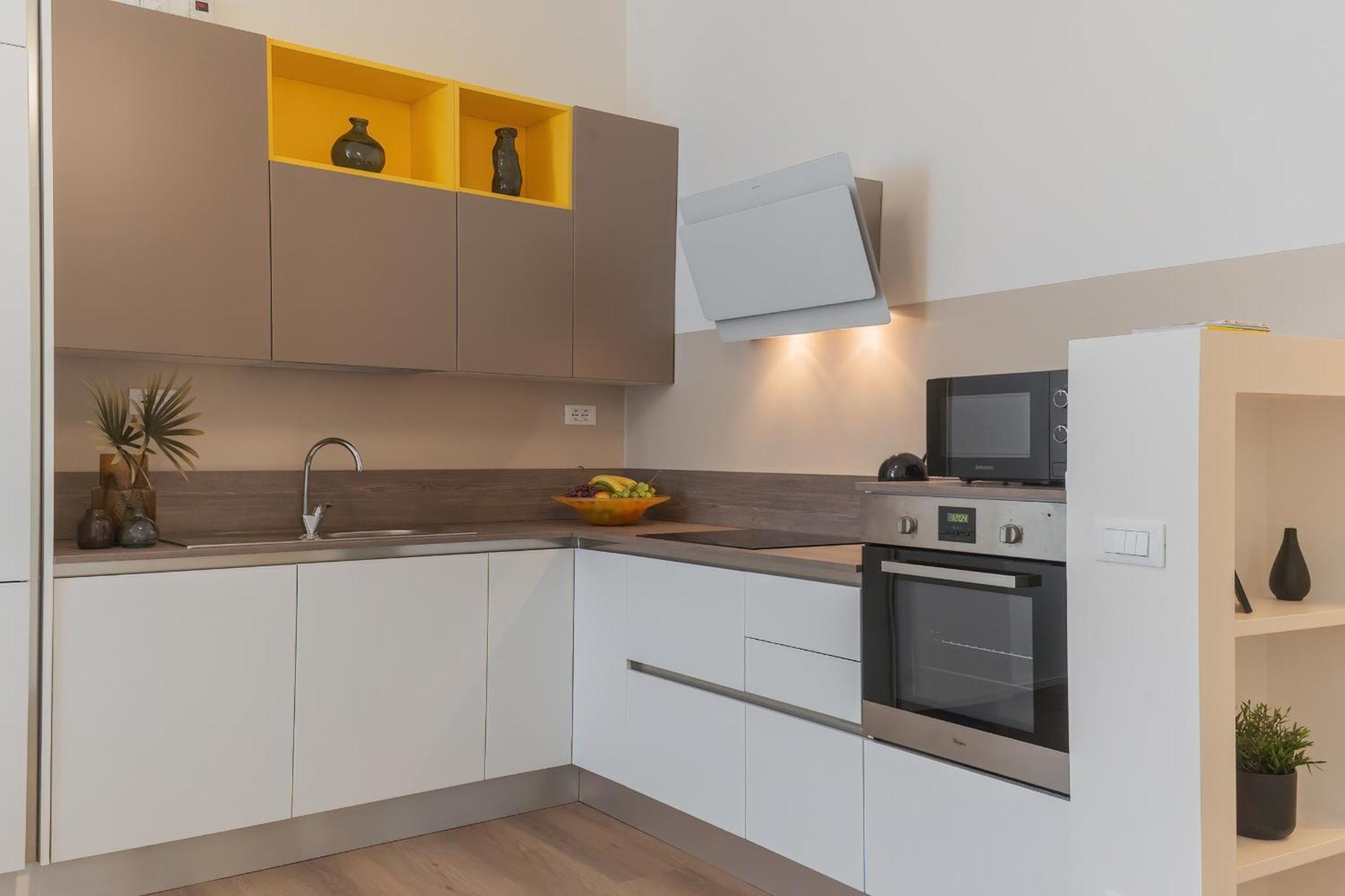 Manaraquattro - Apartament In Como Near The Center With Free Parking - Lake Комо Екстериор снимка